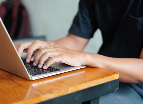 Helping others can change lives. A Simple 4-Step Mentoring Side Hustle